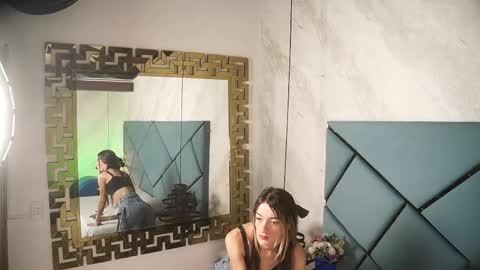 ammy durand online show from April 1, 2026, 7:11 pm