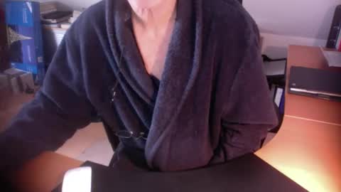 Amor2200 online show from January 10, 2026, 10:39 am