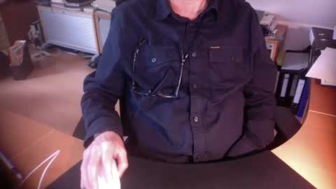 Amor2200 online show from February 27, 2026, 2:28 pm