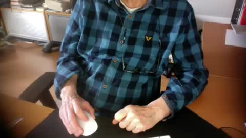 Amor2200 online show from April 1, 2026, 8:15 am