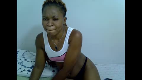 Snapshot of amor_anny chatting on February 21, 2025, 2:16 pm anny online show from February 21, 2025, 2:16 pm