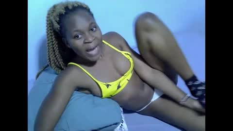Snapshot of amor_anny chatting on September 29, 2025, 9:41 pm anny online show from September 29, 2025, 9:41 pm