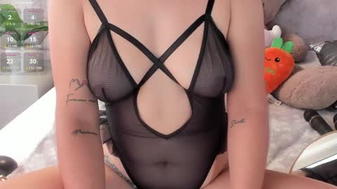 Snapshot of amora_96 chatting on May 1, 2026, 3:38 pm amora online show from May 1, 2026, 3:38 pm