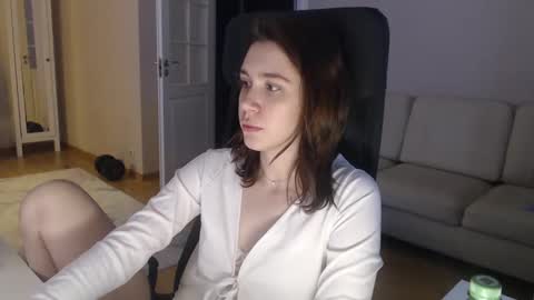 Snapshot of amoremeoww chatting on February 14, 2025, 10:38 am miss unforgettable online show from February 14, 2025, 10:38 am