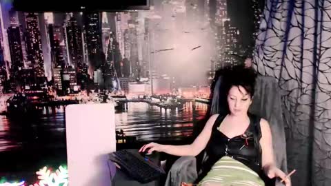 Sarah online show from March 5, 2026, 6:59 pm