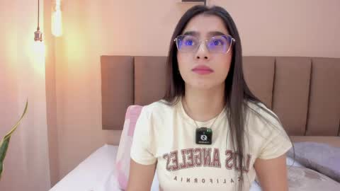 amy__wats0n online show from May 25, 2026, 7:31 pm