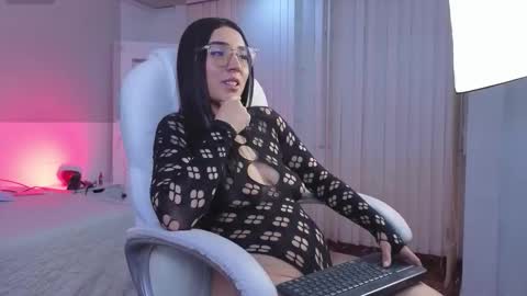 Amy online show from March 28, 2026, 11:54 am