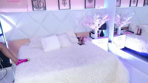 Amy online show from November 8, 2025, 7:12 pm