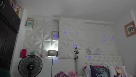 Amy Caroland online show from December 31, 2024, 5:40 pm