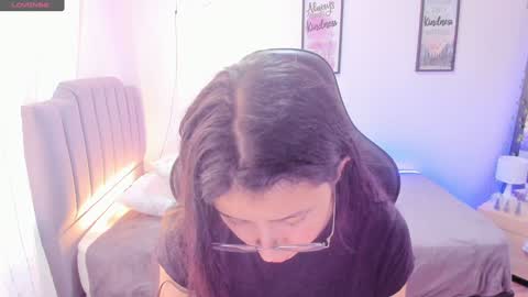 Amy sophia 3 online show from January 4, 2025, 1:53 pm