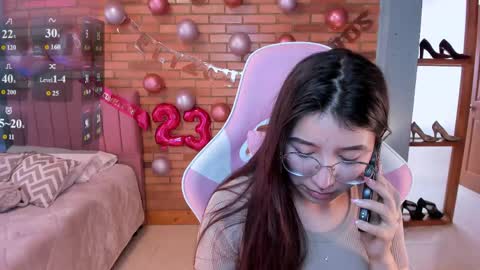 Snapshot of amy_sophiaa chatting on May 11, 2026, 2:45 pm Amy sophia 3 online show from May 11, 2026, 2:45 pm