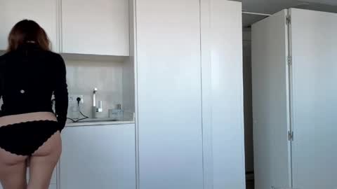 girl next door named Amy online show from April 18, 2026, 7:34 am