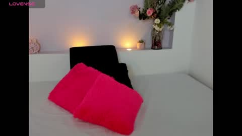 My name is AMY... Nice to meet you  thumb up me please its important online show from December 28, 2024, 4:30 pm