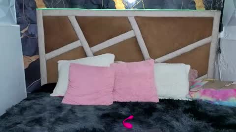 Amymersh online show from June 27, 2026, 12:04 am
