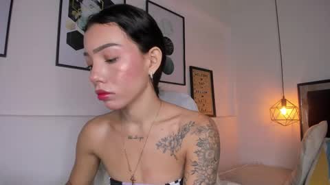 Amy online show from December 1, 2025, 1:49 pm