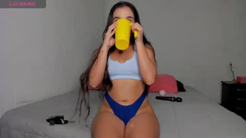 Amyy online show from April 2, 2026, 11:35 pm