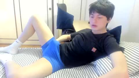 Alex online show from April 22, 2026, 9:05 pm