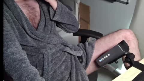 A online show from May 17, 2026, 6:44 am
