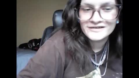 Snapshot of an_e333 chatting on October 13, 2025, 11:38 pm an_e333 online show from October 13, 2025, 11:38 pm