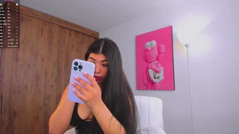 Snapshot of ana__f chatting on February 4, 2025, 4:50 pm Ana online show from February 4, 2025, 4:50 pm