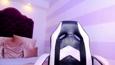 Snapshot of ana_liebert chatting on March 6, 2025, 11:58 am Ana Libiert online show from March 6, 2025, 11:58 am