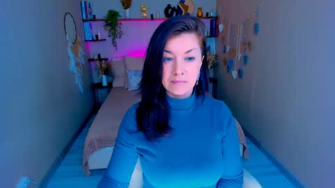 Snapshot of ana_mills chatting on April 17, 2026, 10:07 am Ana online show from April 17, 2026, 10:07 am