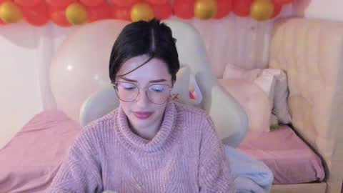 Im anna but you can call me as you want online show from February 12, 2025, 9:33 pm