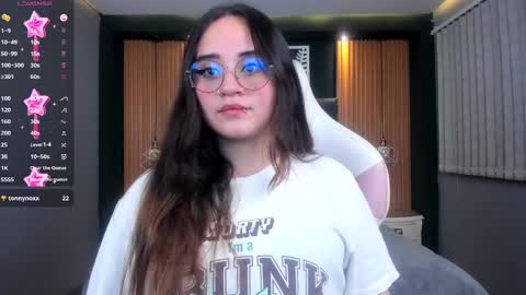 Snapshot of ana_taylor2 chatting on December 10, 2024, 5:33 pm Ana online show from December 10, 2024, 5:33 pm