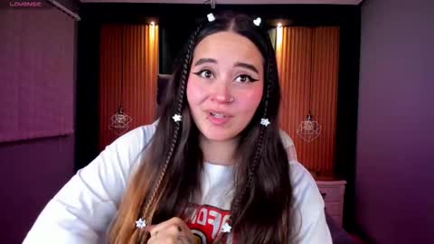 Snapshot of ana_taylor2 chatting on September 11, 2025, 9:26 pm Ana online show from September 11, 2025, 9:26 pm