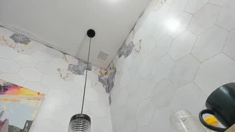 ANNA FUENTES online show from January 15, 2025, 5:37 pm