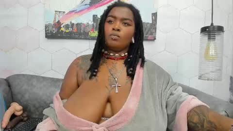 ANNA FUENTES online show from March 8, 2025, 2:23 am