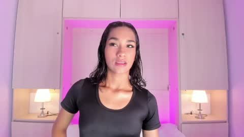 anaacollins_ online show from May 30, 2026, 11:40 am