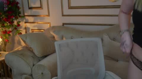 Sweet girls online show from April 1, 2026, 1:41 pm