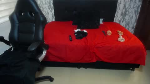 Anabella online show from January 13, 2025, 2:53 pm