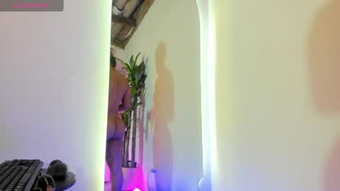 Ana  online show from April 19, 2026, 3:00 pm