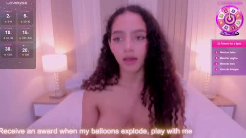 Snapshot of anahi_curlie1 chatting on February 26, 2025, 9:53 am Anahi Curlie online show from February 26, 2025, 9:53 am