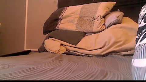 anaiserebel online show from February 14, 2026, 6:54 am