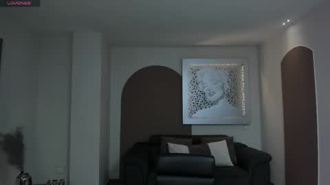 Snapshot of anaisnin1 chatting on May 21, 2026, 11:06 am Anais Nin online show from May 21, 2026, 11:06 am