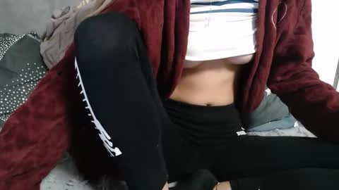 analove200 online show from September 29, 2025, 8:52 am