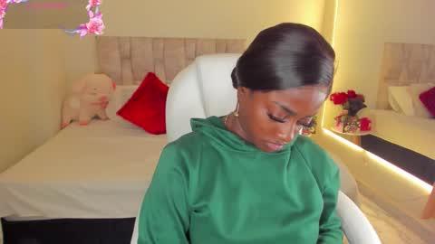 A N A  my connection hours are from 600 pm to 12 pm Colombian time online show from January 15, 2026, 1:26 pm