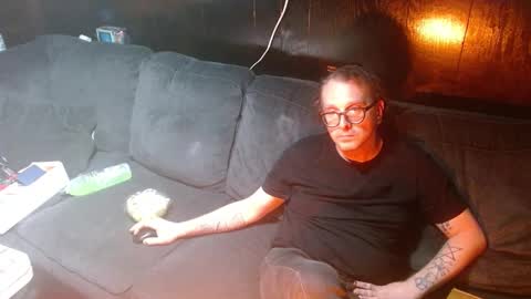 anarchistofnihil online show from February 4, 2026, 7:47 am