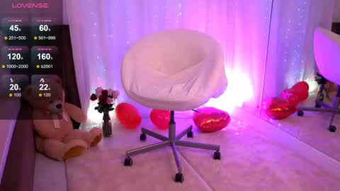 Snapshot of anarhodes chatting on March 10, 2025, 5:22 am Anna online show from March 10, 2025, 5:22 am