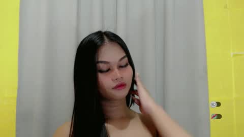 Snapshot of anaruru_ chatting on December 11, 2024, 7:53 am ANA online show from December 11, 2024, 7:53 am