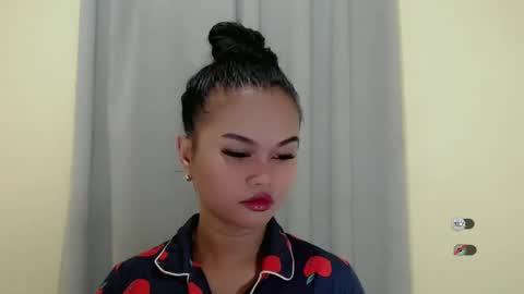 Snapshot of anaruru_ chatting on February 5, 2025, 3:20 pm ANA online show from February 5, 2025, 3:20 pm