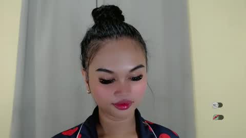 Snapshot of anaruru_ chatting on February 28, 2025, 8:07 pm ANA online show from February 28, 2025, 8:07 pm