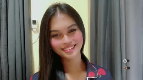 Snapshot of anaruru_ chatting on March 10, 2025, 8:59 am ANA online show from March 10, 2025, 8:59 am