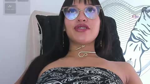 anasofia_07s online show from May 27, 2026, 5:15 am