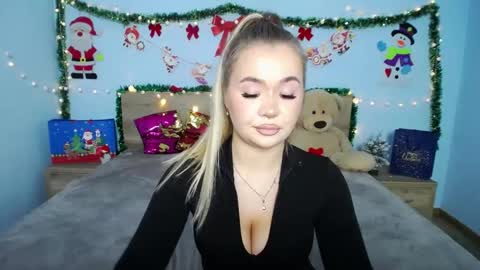 anastacyyellig online show from December 20, 2024, 11:16 pm