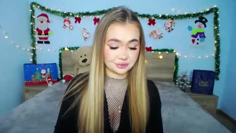 anastacyyellig online show from December 26, 2024, 8:00 pm