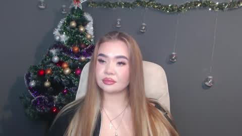 Snapshot of anastacyyellig chatting on December 22, 2025, 9:34 pm anastacyyellig online show from December 22, 2025, 9:34 pm